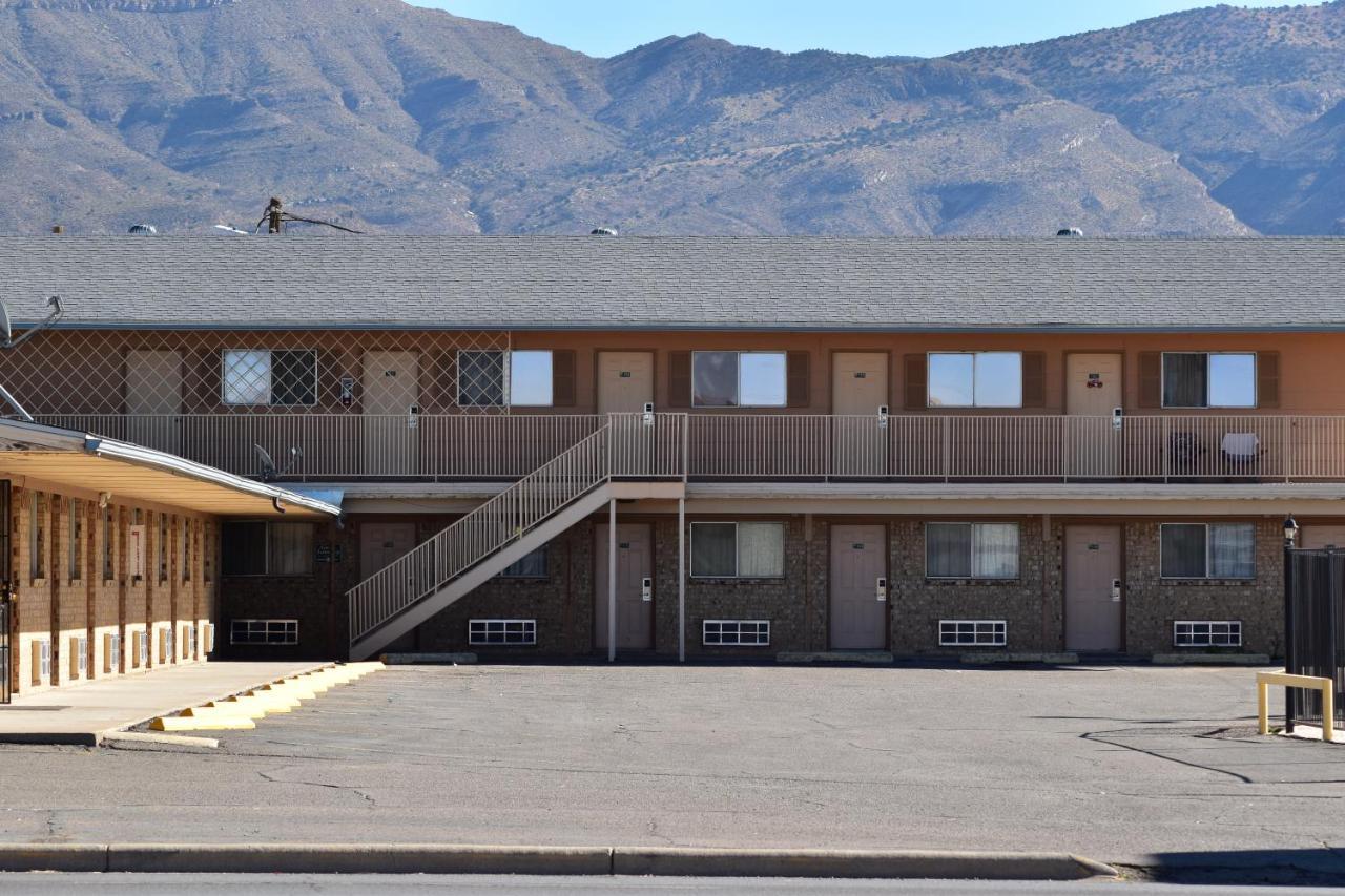 Satellite Inn Alamogordo Exteriör bild